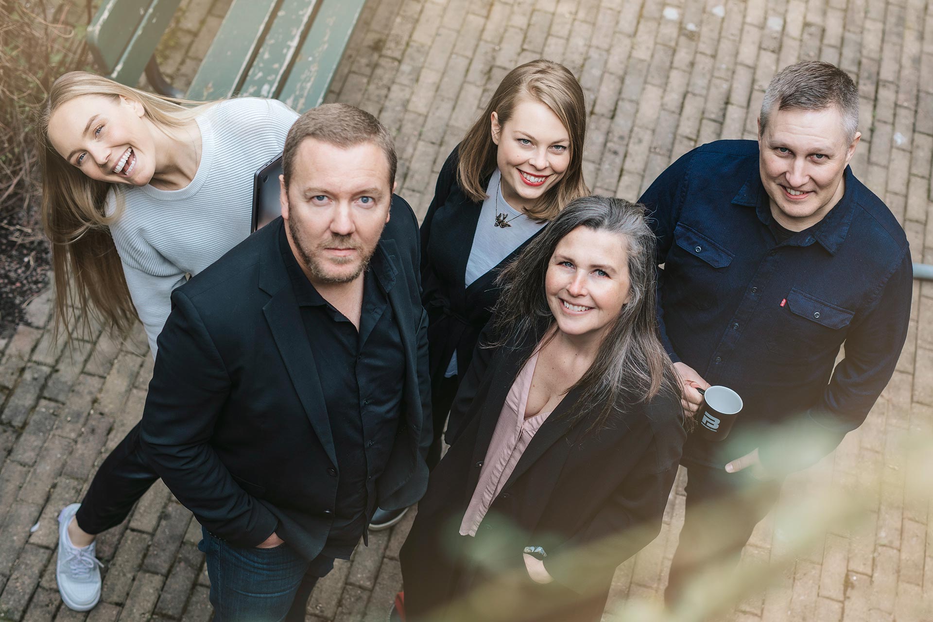 Gruppbild på alla på Bishop Media